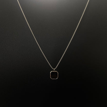 Capti—collier argent avec pendentif carré noir